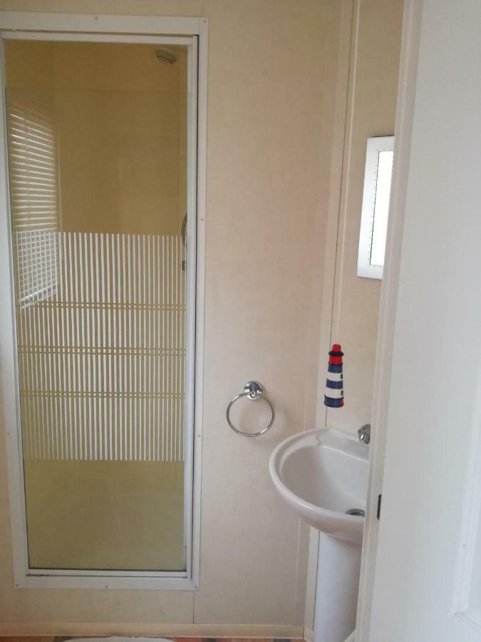 Happy Days Caravan Primrose Valley Filey Exterior foto